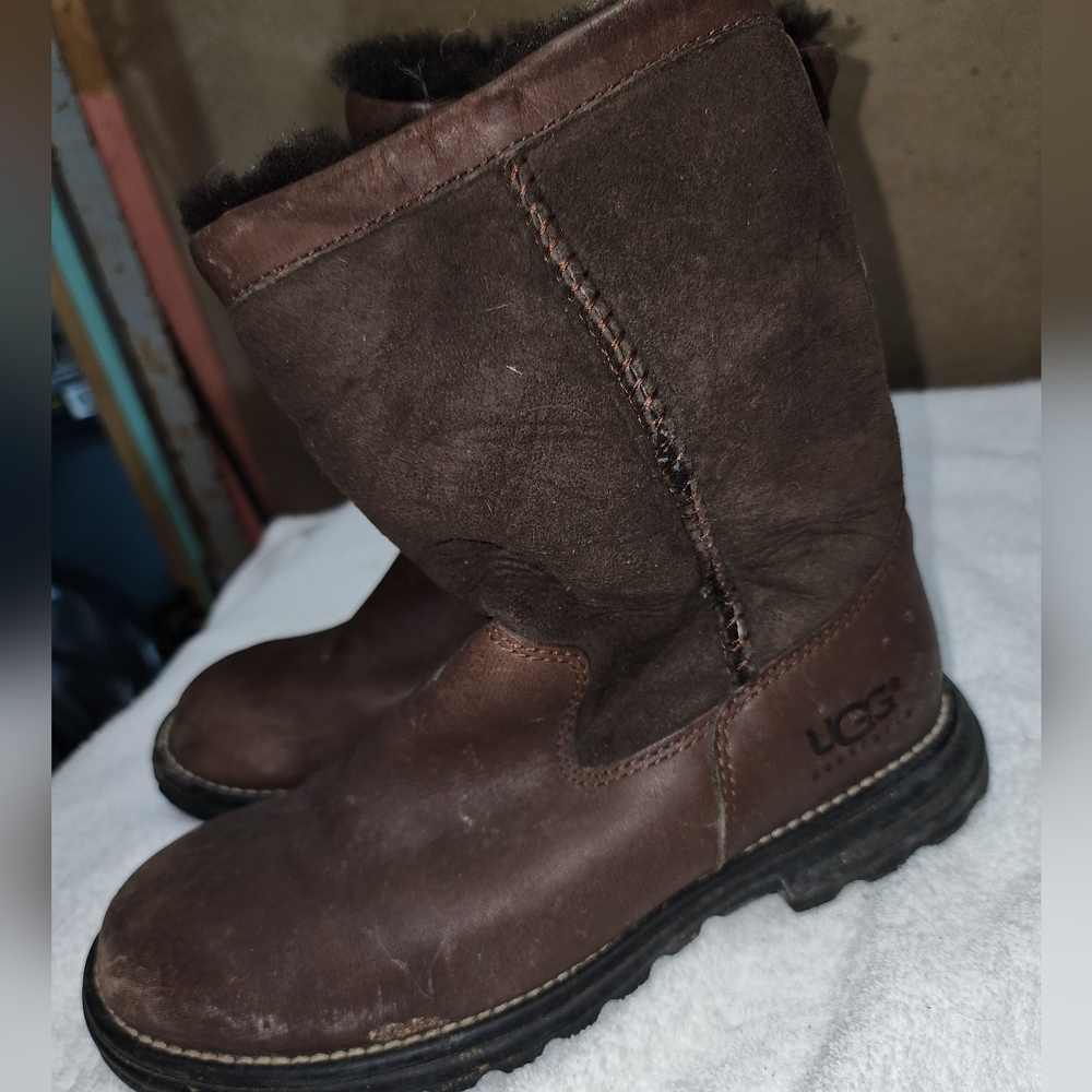 Ugg wengall leather Suede Boots 5